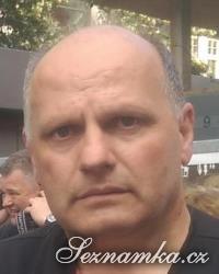 muž, 64 let, Praha