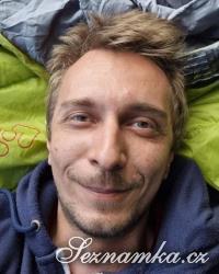 muž, 42 let, Praha