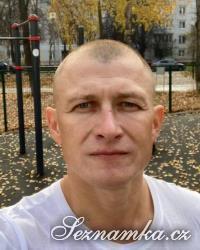 muž, 42 let, Praha