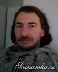 muž, 42 let, Praha